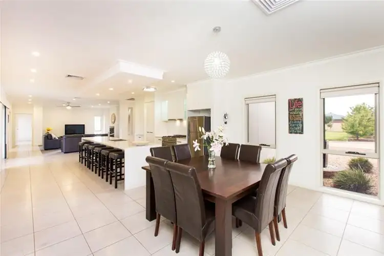 Sixth view of Homely house listing, 9 Mason Court, Red Cliffs VIC 3496