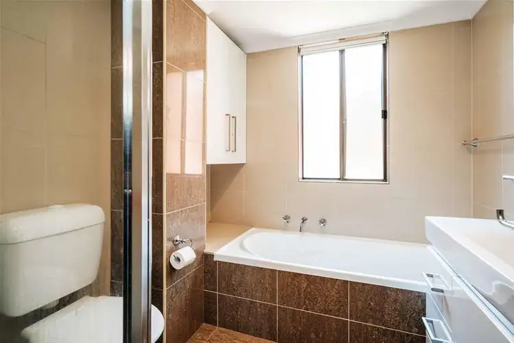 Fifth view of Homely apartment listing, 6/476-478 Guildford Road, Guildford NSW 2161