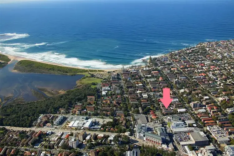 Second view of Homely unit listing, 8/41 Howard Avenue, Dee Why NSW 2099