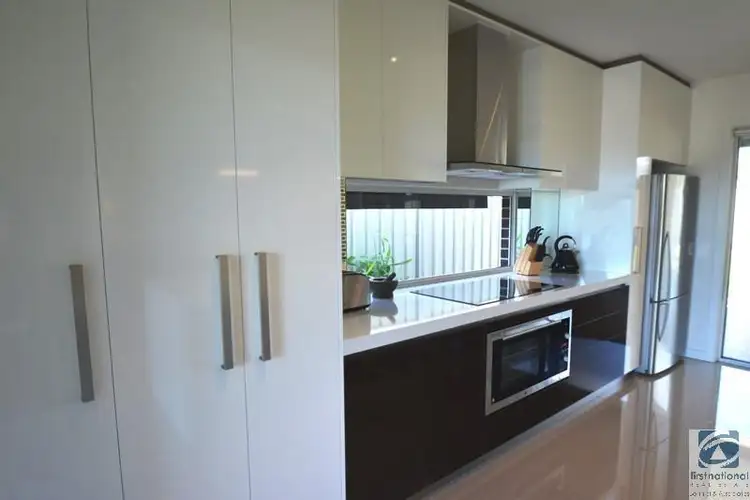 Fifth view of Homely house listing, 10 Cardiff Drive, Wodonga VIC 3690