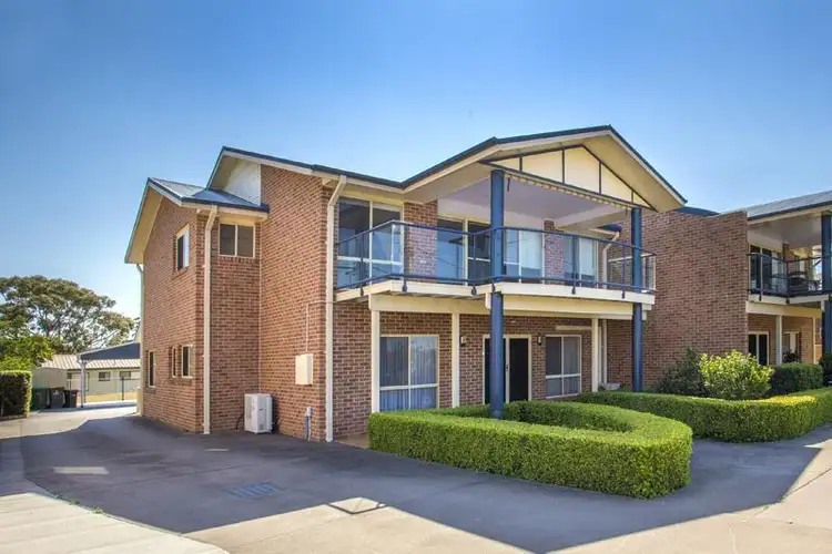 8B Ocean Road, Batehaven NSW 2536