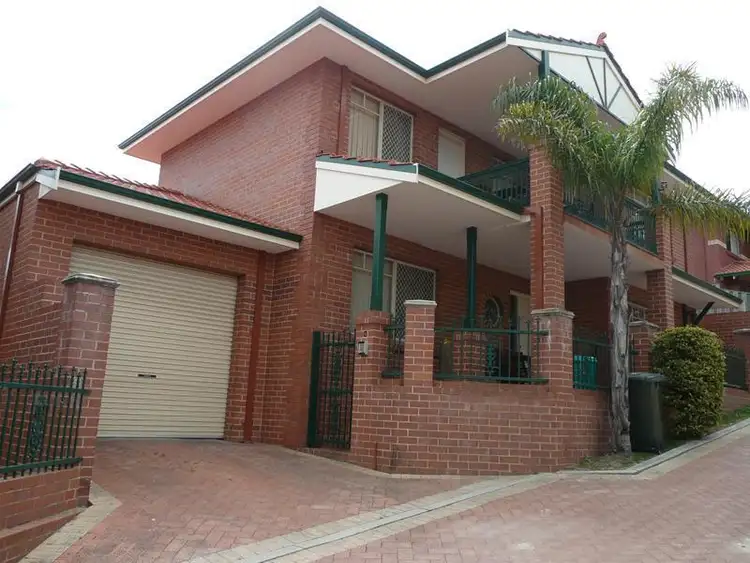 4/73 Kinsella Street, Joondanna WA 6060