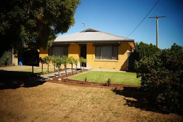 17 Campbell Street, Numurkah VIC 3636