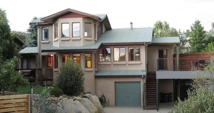 8 Larnook Close, Jindabyne NSW 2627