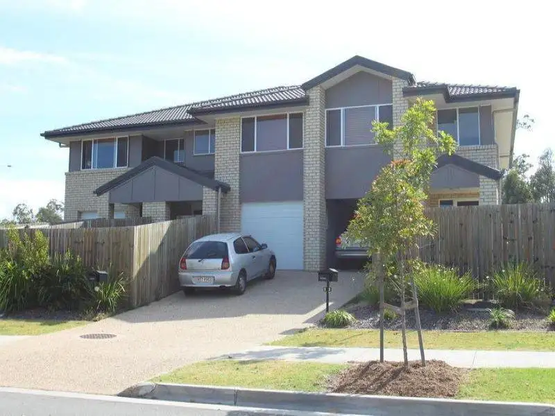 Main view of Homely townhouse listing, Unit 2/3 Christine Drive, Coomera QLD 4209