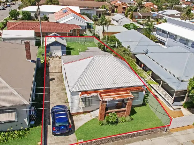 8 Rose Street, Merewether NSW 2291