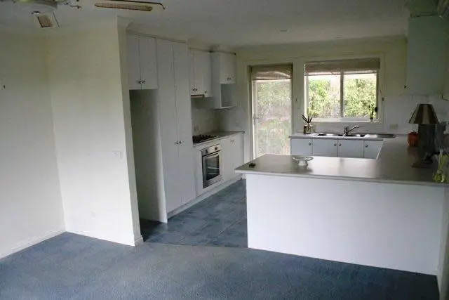 Second view of Homely house listing, 7 Tea Tree Court, Mortlake VIC 3272