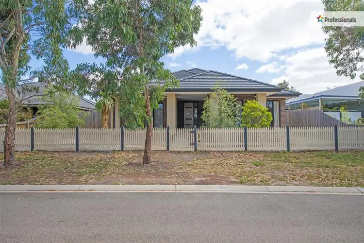 19 Kevington Drive, Eynesbury VIC 3338