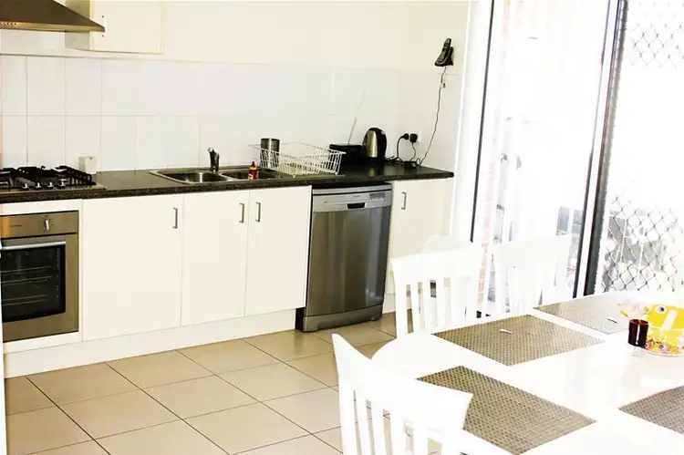 Second view of Homely unit listing, 2/3A Baileyana Drive, Endeavour Hills VIC 3802