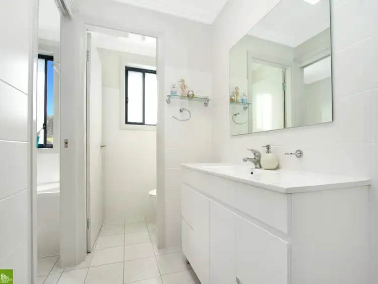 Fifth view of Homely townhouse listing, 1/15 Hingston Close, Lake Heights NSW 2502