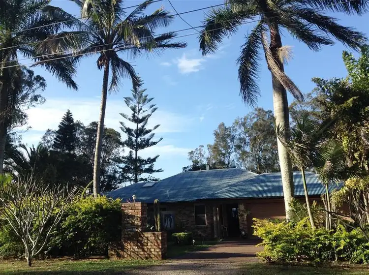 27-35 Lovell Parade, Lamb Island QLD 4184