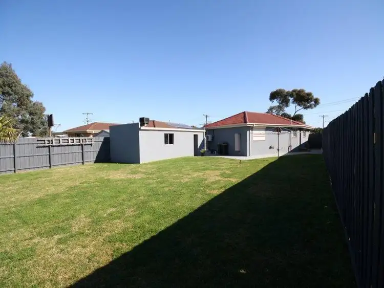Seventh view of Homely house listing, 6 Angelique Grove, Albanvale VIC 3021