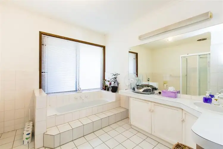 Seventh view of Homely house listing, 8 Killara Court, Mildura VIC 3500