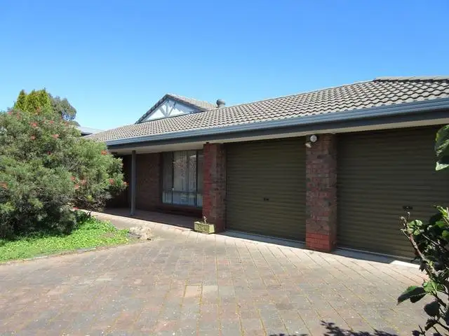 8 Herbert Allan Way, Willunga SA 5172