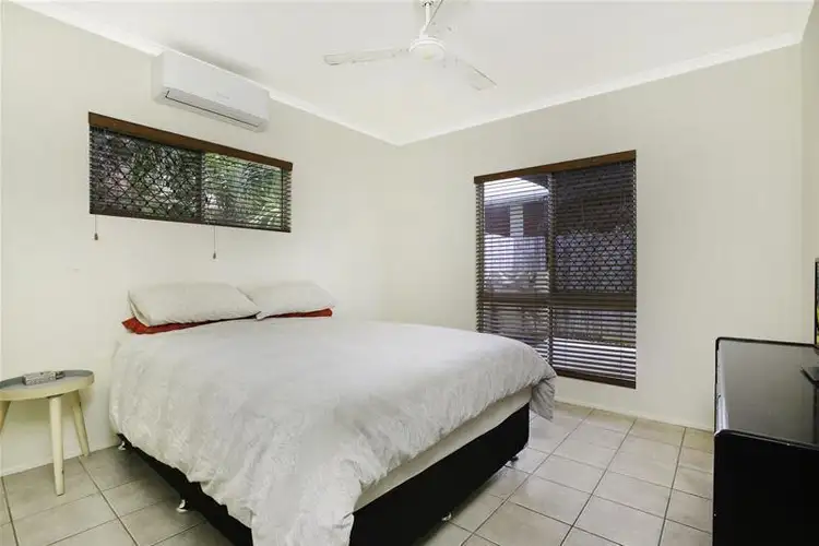 Fourth view of Homely house listing, 2/20 Oyster Court, Trinity Beach QLD 4879