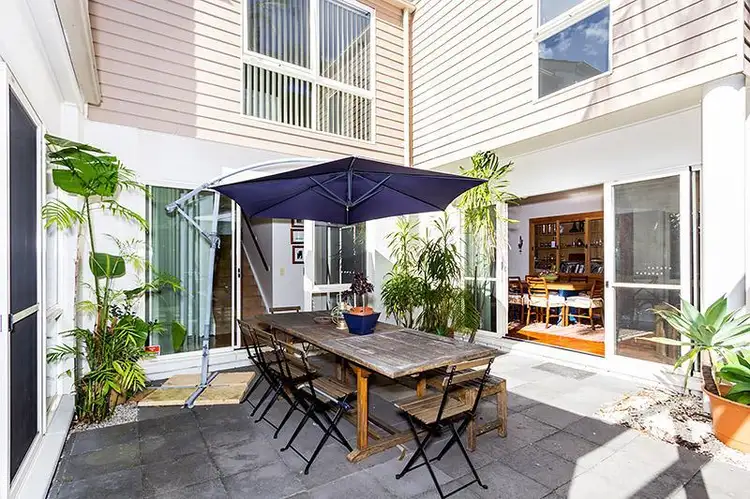 19 Cumberland Square, Newington NSW 2127