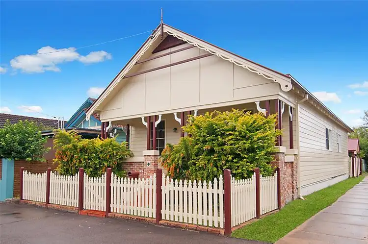 143 Union Street, The Junction NSW 2291