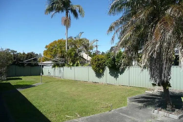 Third view of Homely house listing, 5 Hillcrest Close, Taree NSW 2430