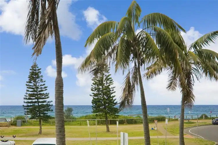 Fourth view of Homely studio listing, 7/98 Dee Why Parade, Dee Why NSW 2099