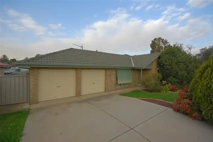 3 Juniper  Place, Forest Hill NSW 2651