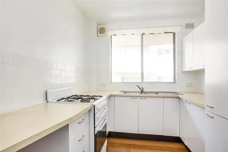 Third view of Homely unit listing, 6/52 Oaks Avenue, Dee Why NSW 2099
