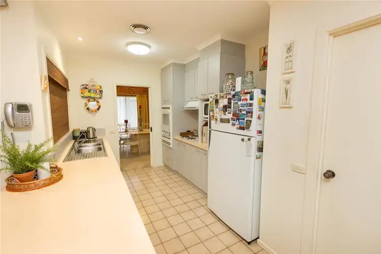 Third view of Homely house listing, 5 Banksia Court, Mildura VIC 3500