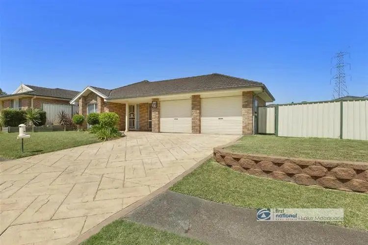 19 Flamingo Drive, Cameron Park NSW 2285