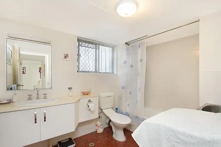 Fourth view of Homely unit listing, 34/111 Markeri Street, Mermaid Waters QLD 4218