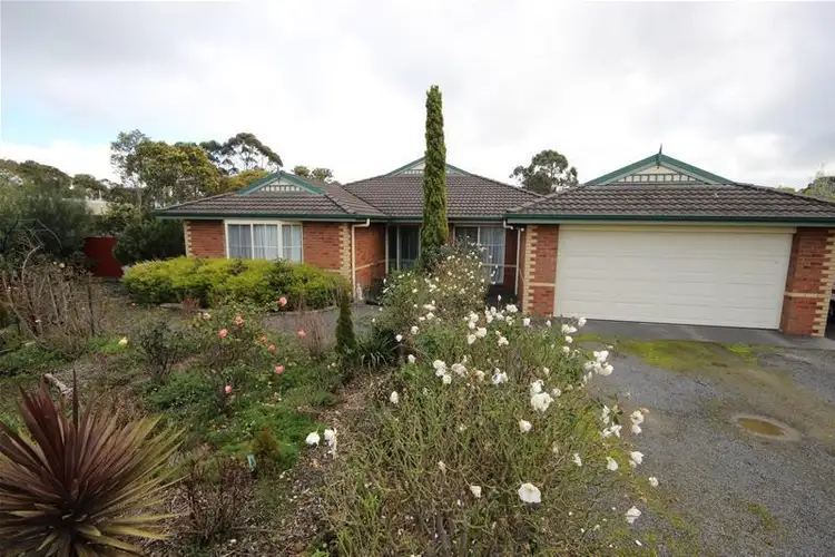 15 Edward Street, Cobden VIC 3266