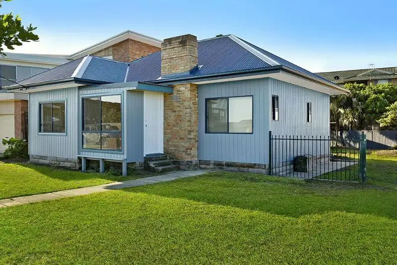 Main view of Homely house listing, 123 Ocean Parade, Blue Bay NSW 2261