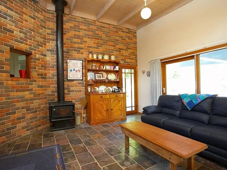 Fourth view of Homely house listing, 10 Thomas Crescent, Lilydale VIC 3140