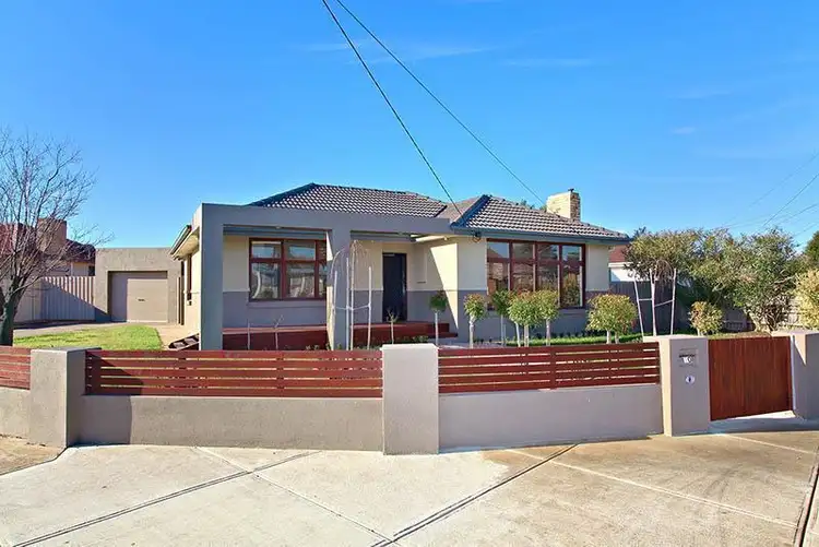 10 Croydon Avenue, Deer Park VIC 3023