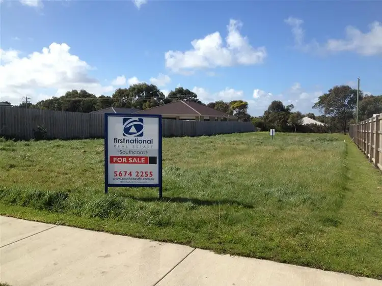 4 Oceanic Drive, Inverloch VIC 3996