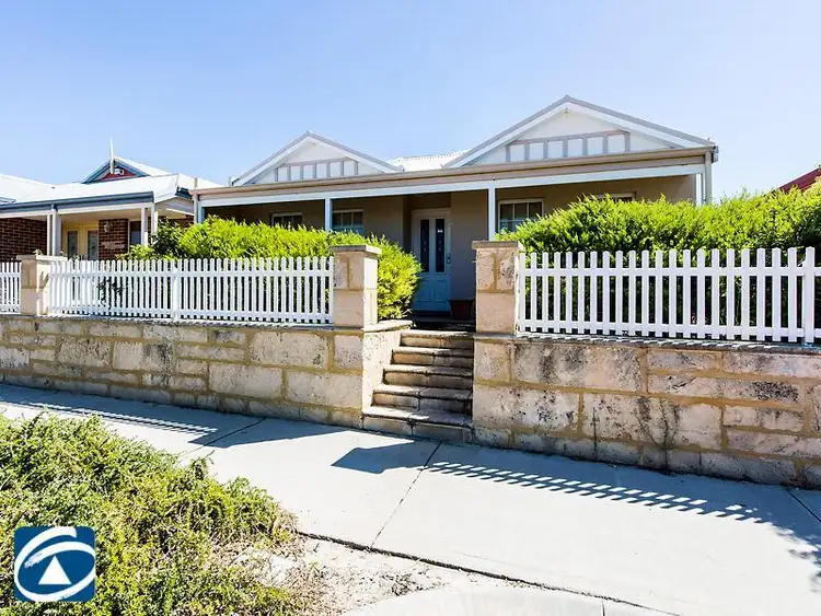 30 Simmonds Pass, Ellenbrook WA 6069