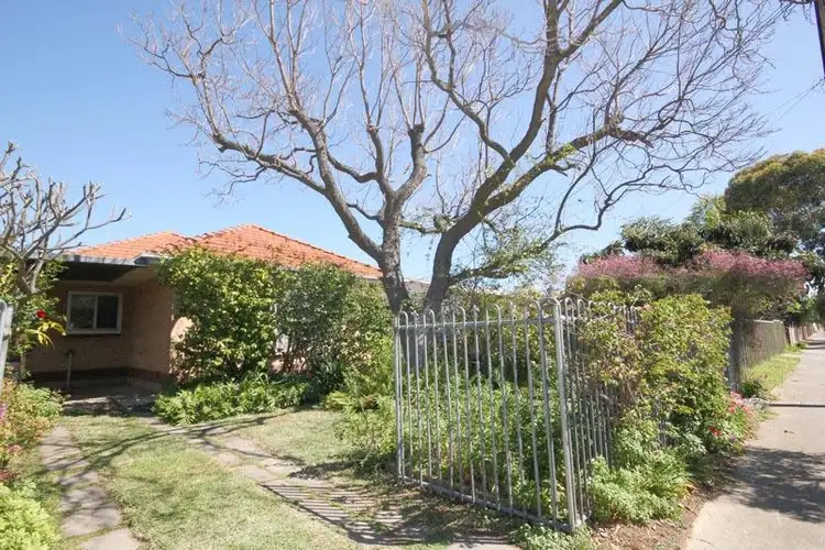 8 Risely Avenue, Royal Park SA 5014