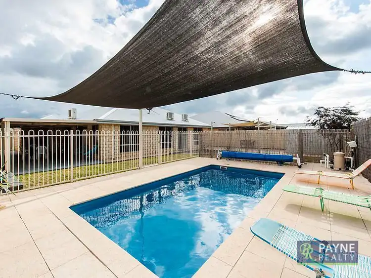 20 Banksiadale Gate, Lakelands WA 6180