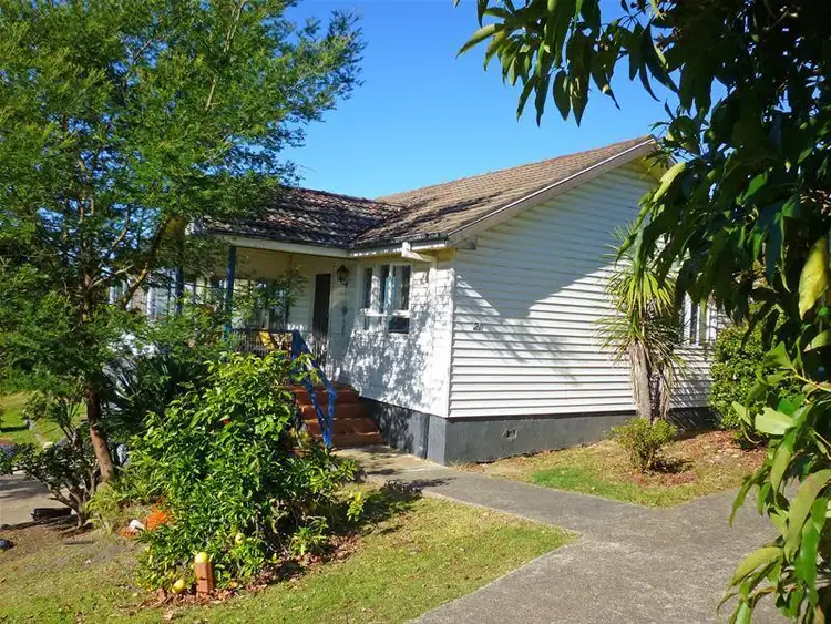 21 Calton Road, Batehaven NSW 2536