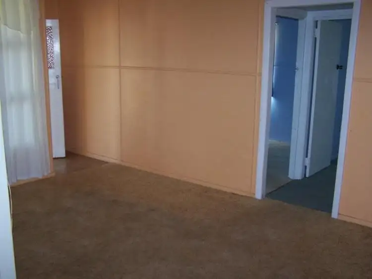 Seventh view of Homely apartment listing, 69 MILNE Street, Tara QLD 4421