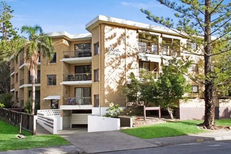 Second view of Homely unit listing, 4/8 Twenty Second Avenue, Palm Beach QLD 4221