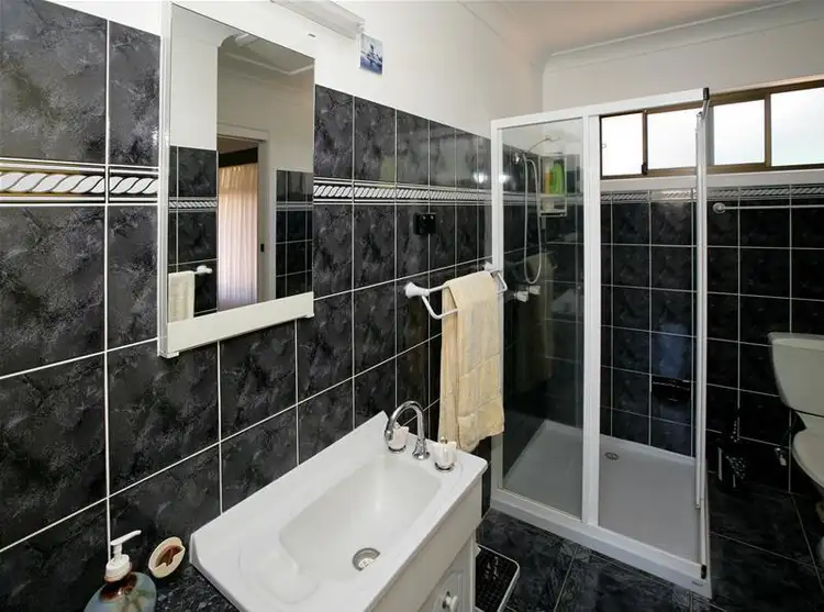 Fifth view of Homely house listing, 3 Waranga Avenue, Mount Austin NSW 2650