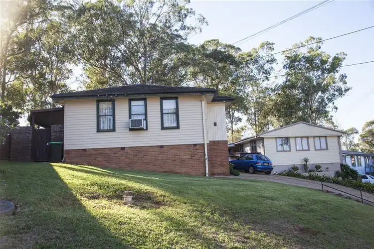 6 Coonong Street, Busby NSW 2168
