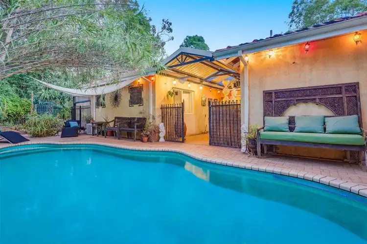 14 Palm Road, Roleystone WA 6111