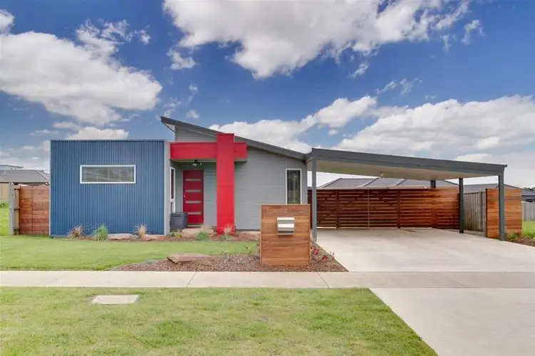 12 Rosella Grove, Cowes VIC 3922