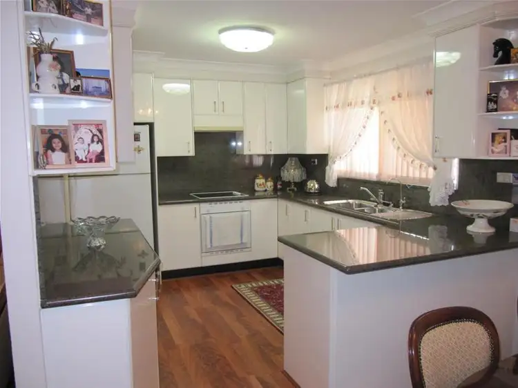 1 Innisfail Street, Wakeley NSW 2176