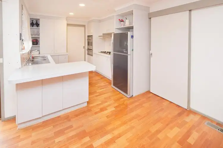 Fourth view of Homely house listing, 2 Redleap Court, Endeavour Hills VIC 3802