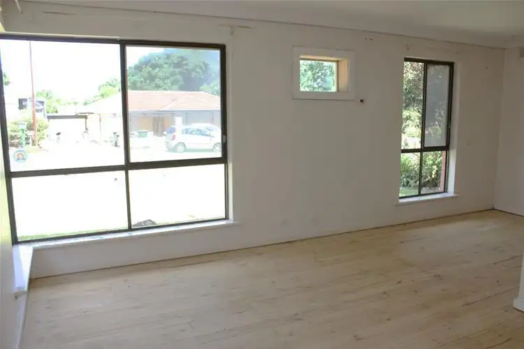 Second view of Homely house listing, 10 Green Avenue, Hackham SA 5163