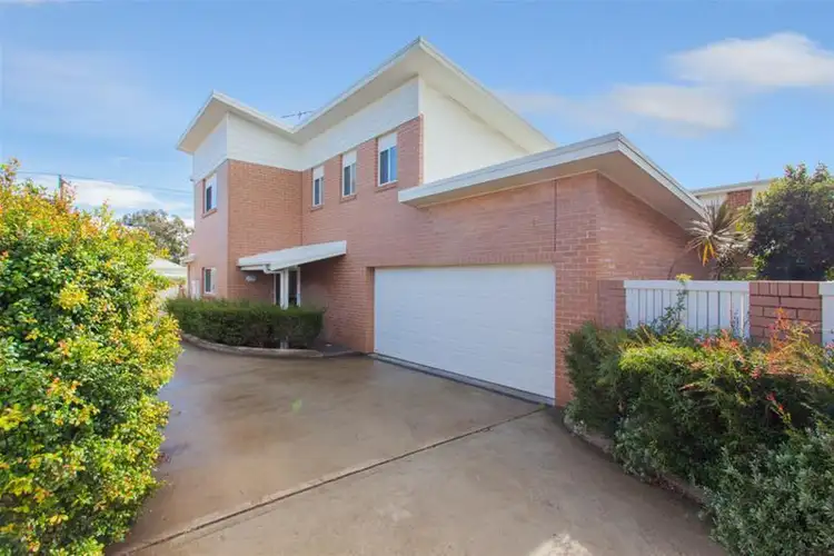 Main view of Homely unit listing, 1/175 Kings Road, New Lambton NSW 2305