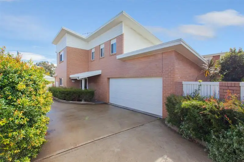 Main view of Homely unit listing, 1/175 Kings Road, New Lambton NSW 2305