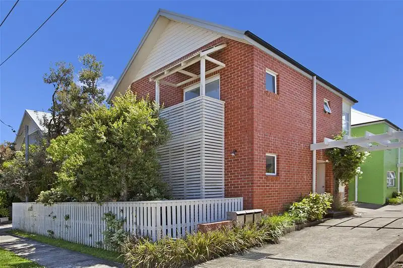 Main view of Homely unit listing, 1/4 Robert Street, Merewether NSW 2291