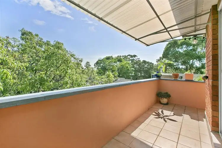 Fourth view of Homely apartment listing, 10/30 The Crescent, Dee Why NSW 2099